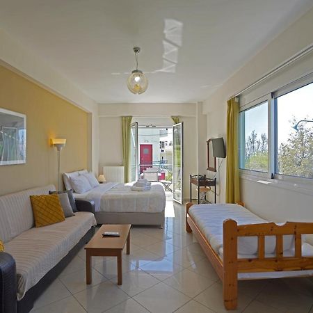 קלמאטה Semiramis Suites With Pool מראה חיצוני תמונה