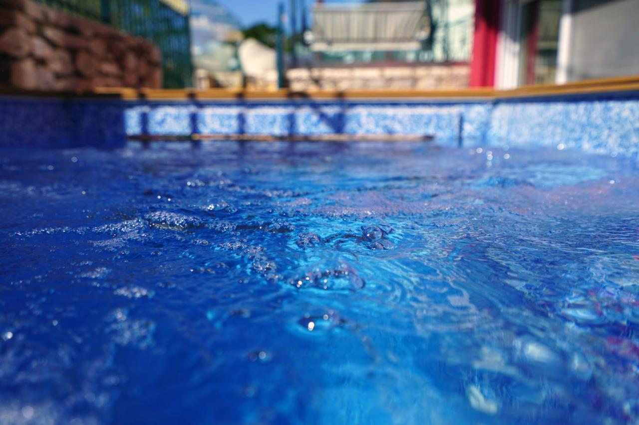 קלמאטה Semiramis Suites With Pool מראה חיצוני תמונה