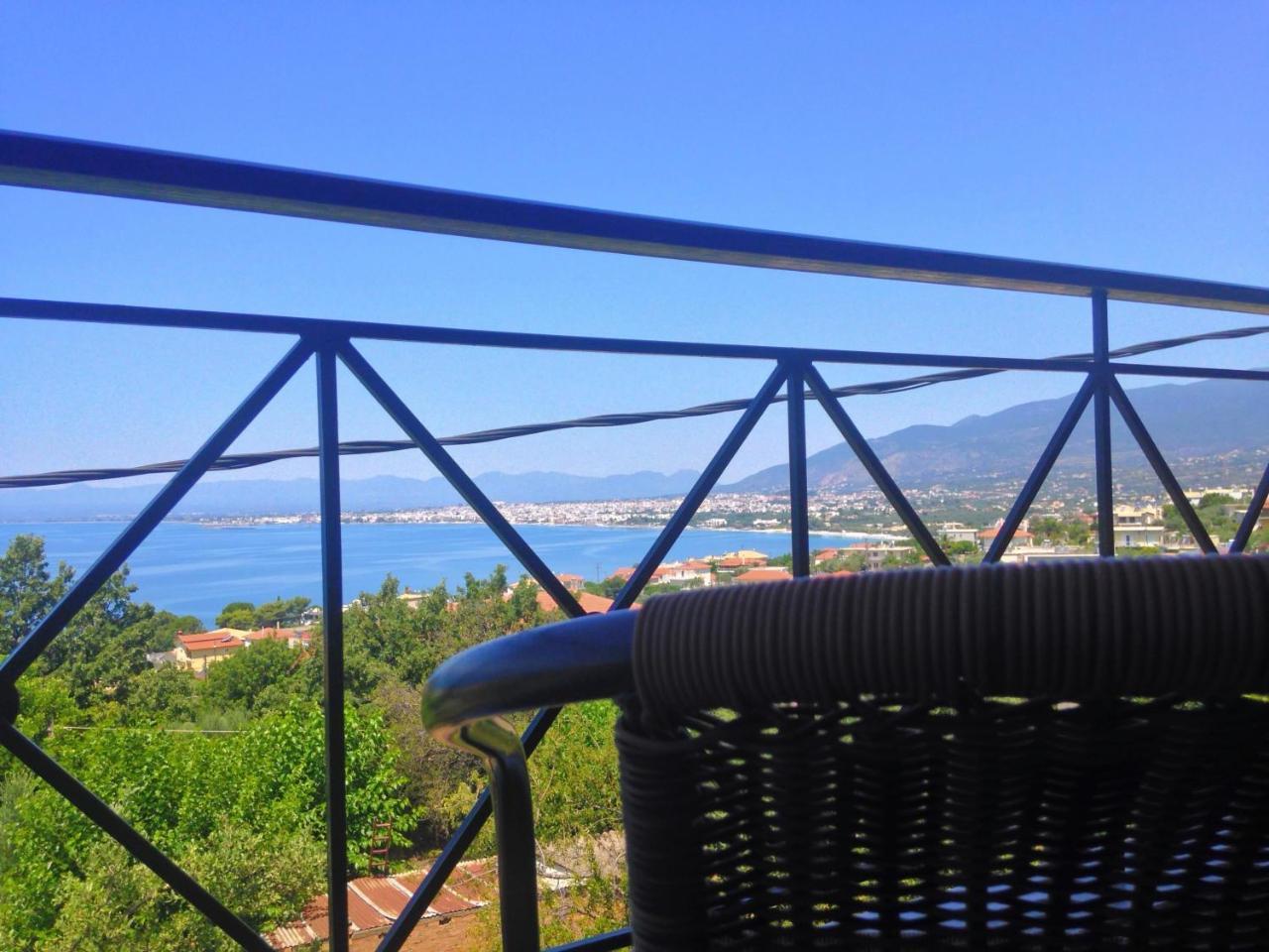 קלמאטה Semiramis Suites With Pool מראה חיצוני תמונה